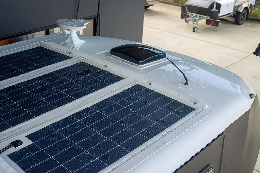 Kruiser Pre-Curved Roof | Kimberley Kampers Australia