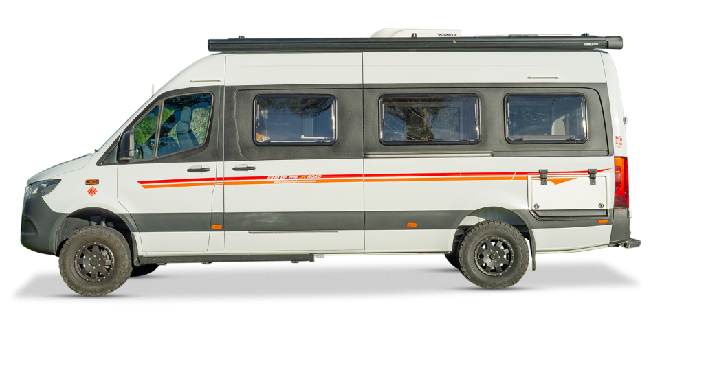 Kruiswagen Luxury Offroad Motorhome - Closed side view