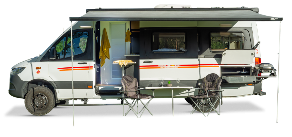Kruiswagen Luxury Offroad Motorhome - Open Side View